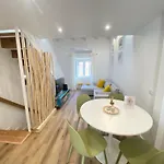 Casa Estalagem Chique بيت للعطل مونشيك